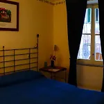 Le Petit Bouganville Salerno