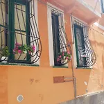 Le Petit Bouganville * Salerno